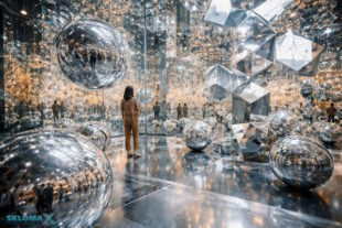 Дзеркала в сучасному мистецтві Фото